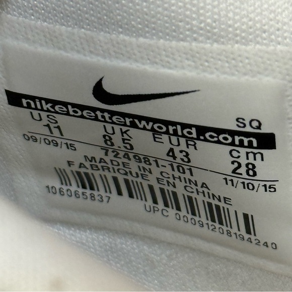 Nike Air Max White and Cream Women's Sneakers - Picture 6 of 6